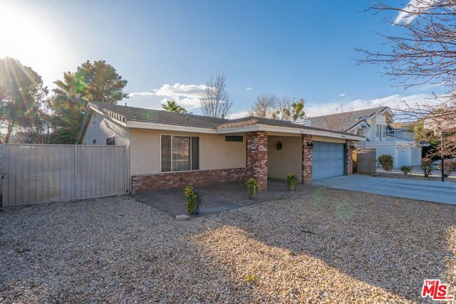 12960 Greensboro Road, Victorville, CA 92395