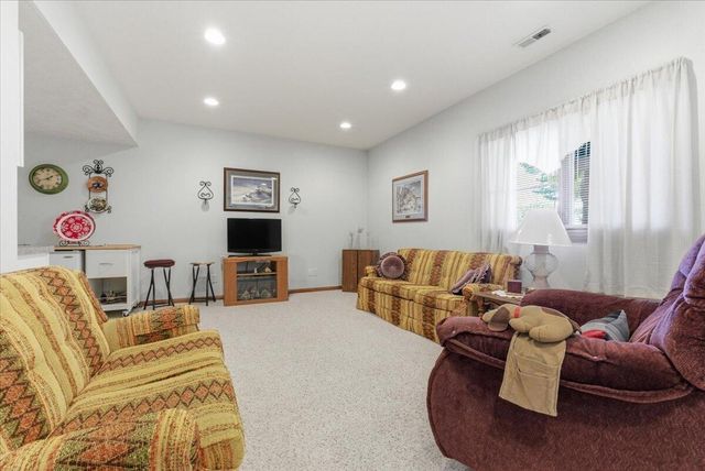 1417 ASTER Drive, Council Bluffs, IA 51503