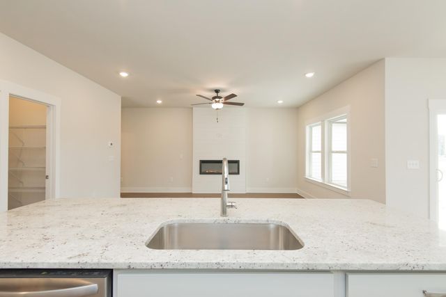 9278 Alban Chase Drive 6, Ooltewah, TN 37363