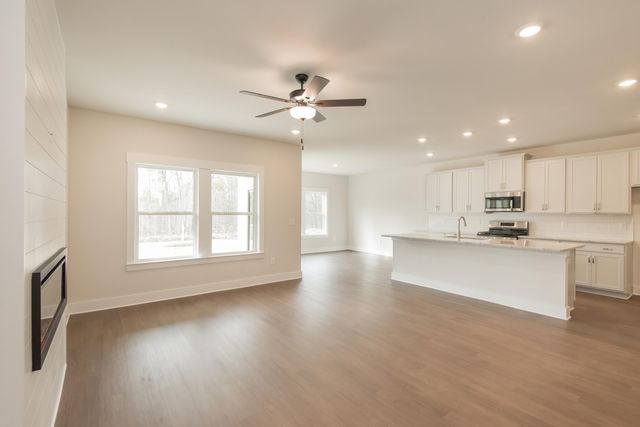 9278 Alban Chase Drive 6, Ooltewah, TN 37363