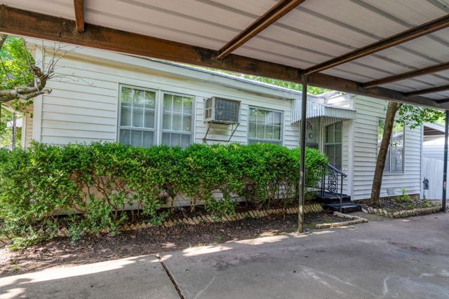 831 17th Street SE, Paris, TX 75460