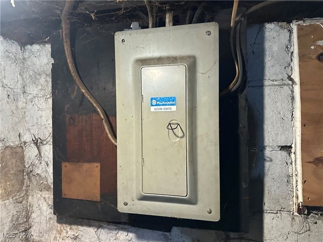 612 Pittsburgh Street, Steubenville, OH 43952