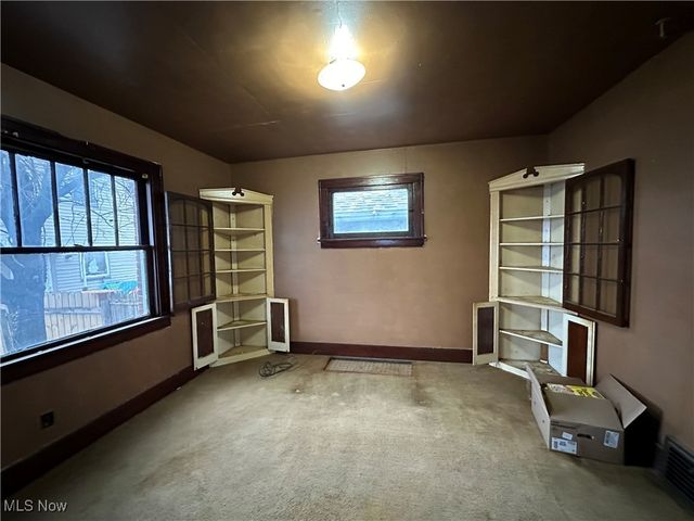 612 Pittsburgh Street, Steubenville, OH 43952