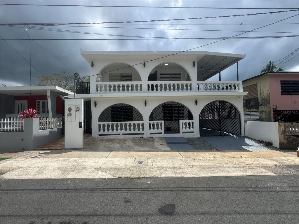 Image 1 of property listing at 5 CALLE 5 E 15, Corozal, PR 00783