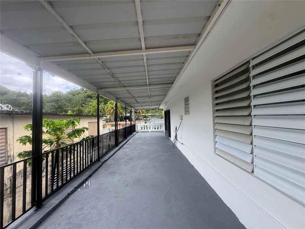 Image 25 of property listing at 5 CALLE 5 E 15, Corozal, PR 00783
