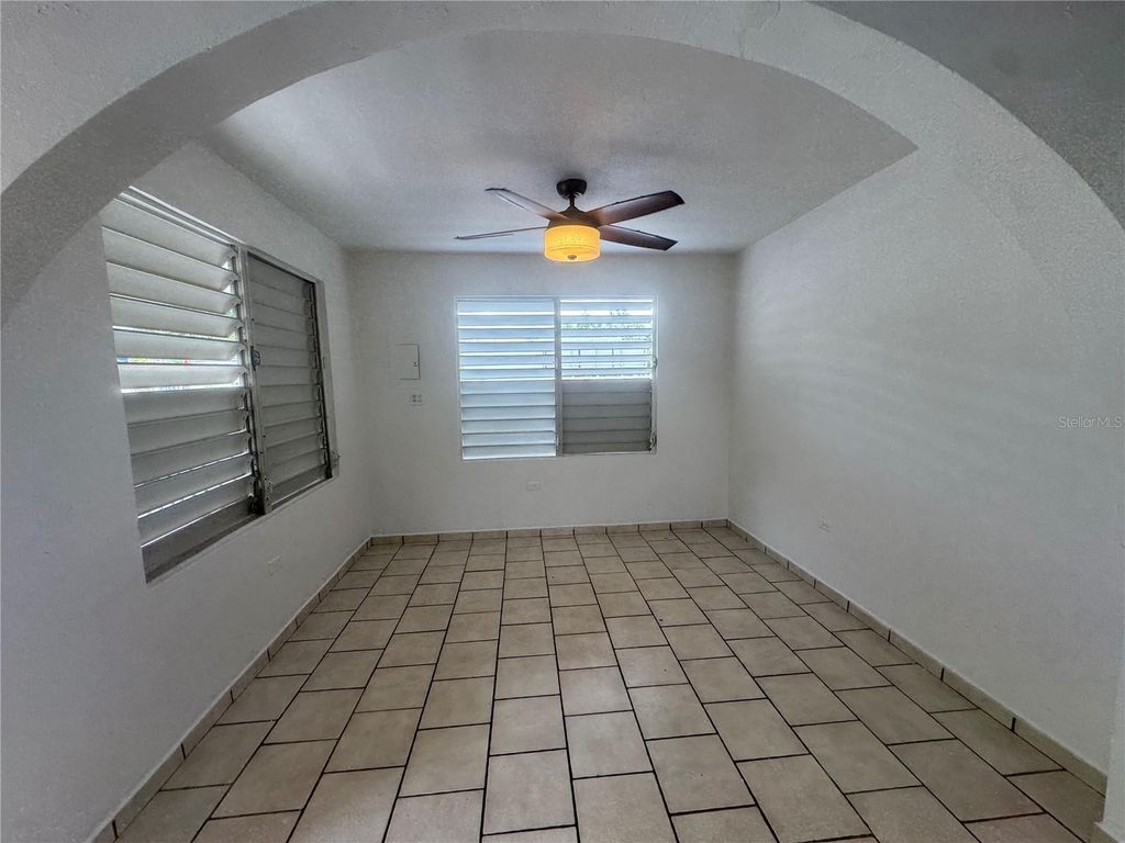 Image 30 of property listing at 5 CALLE 5 E 15, Corozal, PR 00783