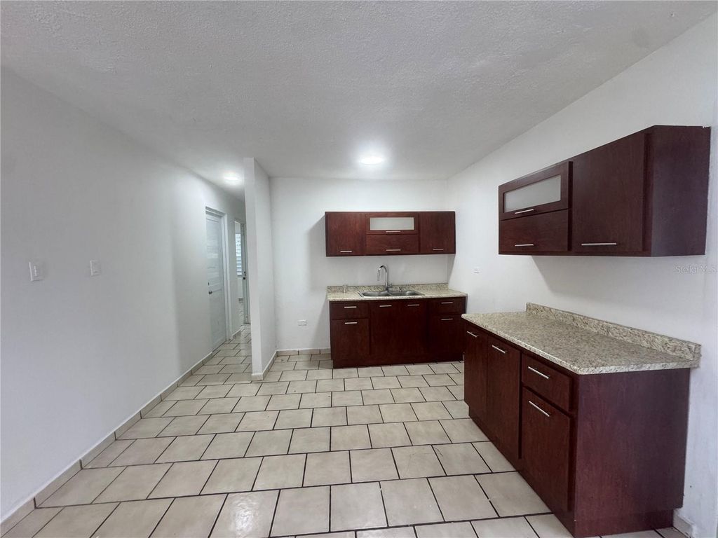 Image 31 of property listing at 5 CALLE 5 E 15, Corozal, PR 00783