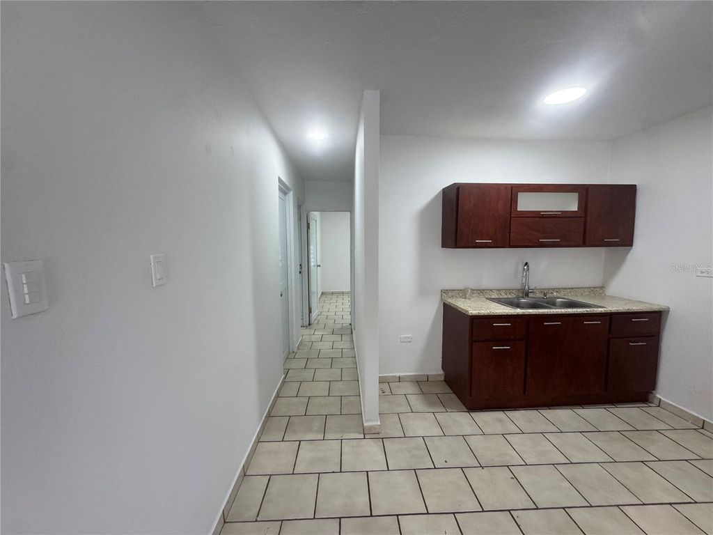 Image 32 of property listing at 5 CALLE 5 E 15, Corozal, PR 00783