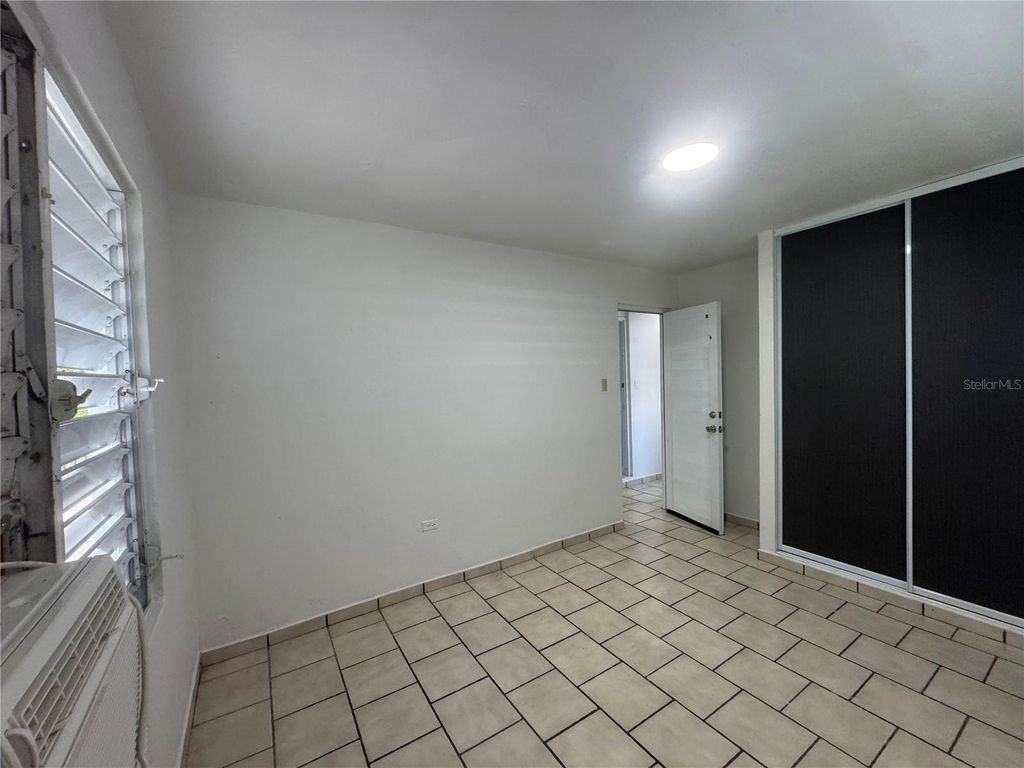 Image 36 of property listing at 5 CALLE 5 E 15, Corozal, PR 00783