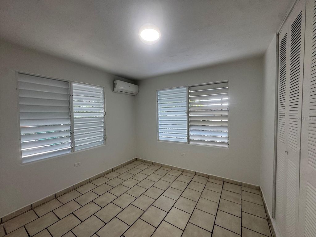 Image 37 of property listing at 5 CALLE 5 E 15, Corozal, PR 00783