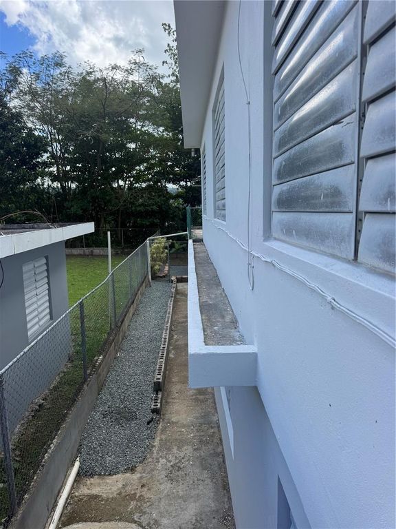 Image 41 of property listing at 5 CALLE 5 E 15, Corozal, PR 00783