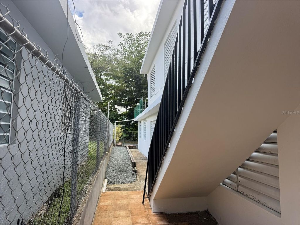 Image 43 of property listing at 5 CALLE 5 E 15, Corozal, PR 00783
