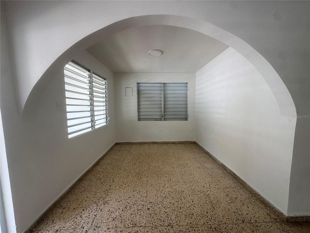 Image 9 of property listing at 5 CALLE 5 E 15, Corozal, PR 00783
