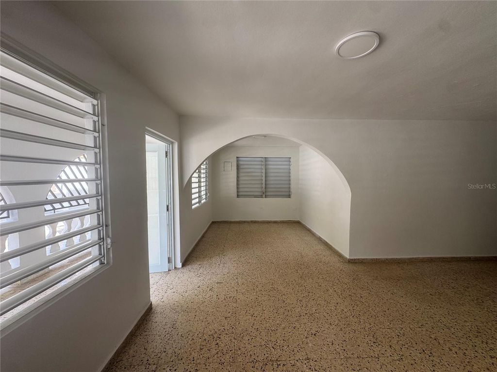 Image 10 of property listing at 5 CALLE 5 E 15, Corozal, PR 00783
