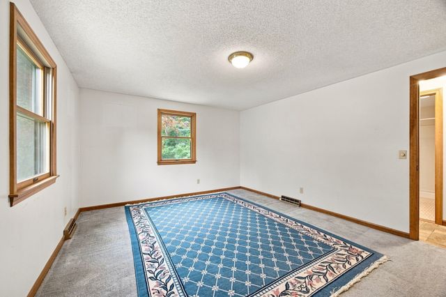 10 Mountianview Street, Wilbraham, MA 01095