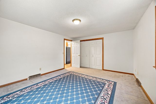 10 Mountianview Street, Wilbraham, MA 01095