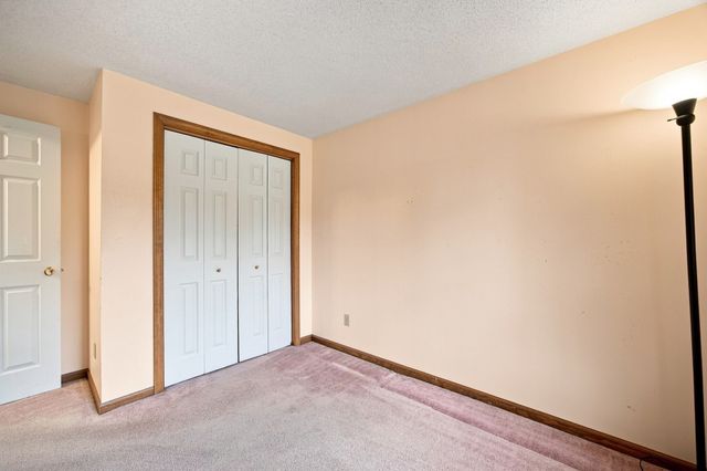 10 Mountianview Street, Wilbraham, MA 01095