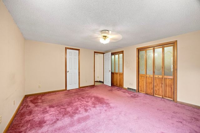 10 Mountianview Street, Wilbraham, MA 01095