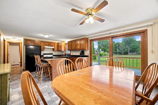 10 Mountianview Street, Wilbraham, MA 01095