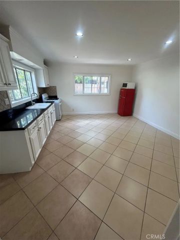 3718 E 15th, Long Beach, CA 90804