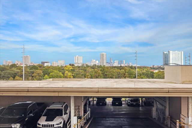 2001 Holcombe Boulevard 504, Houston, TX 77030