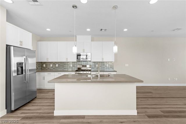 8629 Ensworth Street 114, Las Vegas, NV 89123