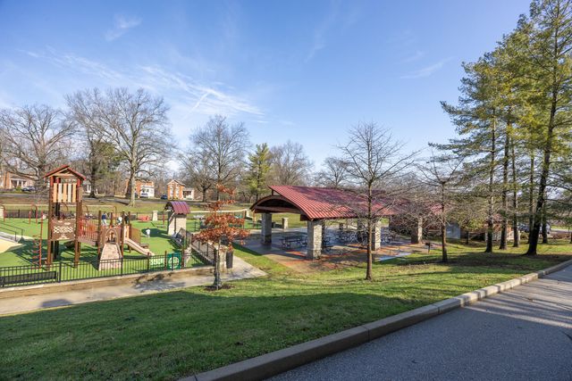 15 Greene Street, Fort Thomas, KY 41075