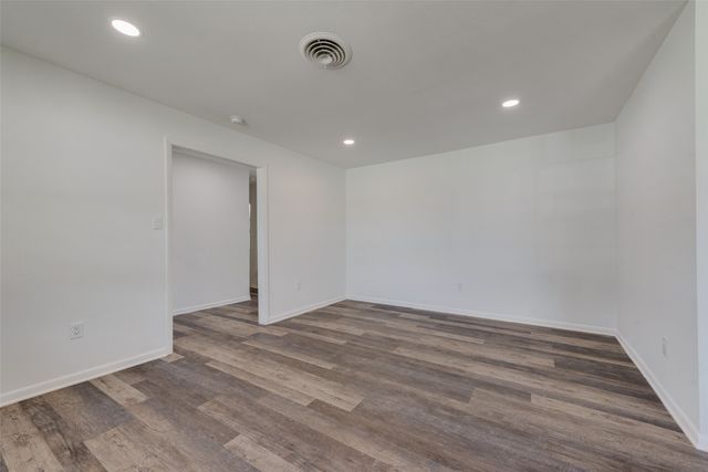 1309 Sycamore Street, Waxahachie, TX 75165