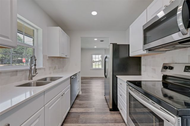 1309 Sycamore Street, Waxahachie, TX 75165