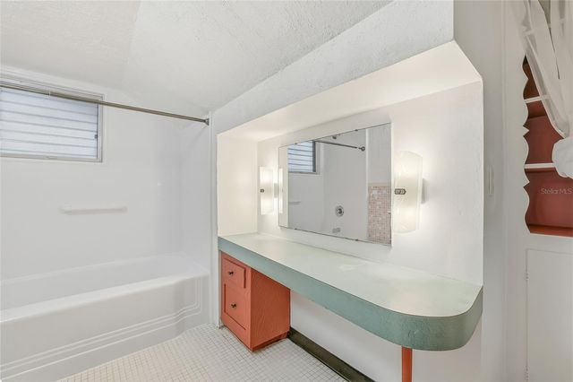 840 S BOULEVARD, Tampa, FL 33606