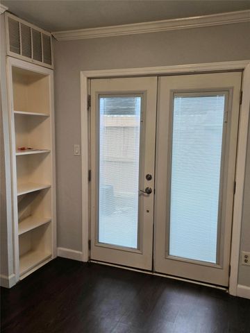 6202 Skyline Drive 7, Houston, TX 77057