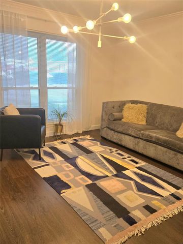 6202 Skyline Drive 7, Houston, TX 77057