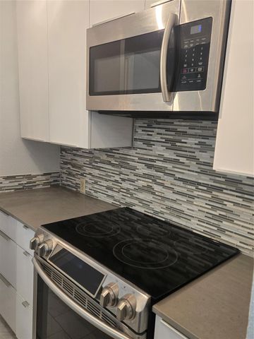 6202 Skyline Drive 7, Houston, TX 77057