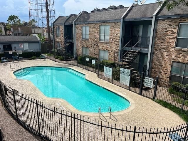 6202 Skyline Drive 7, Houston, TX 77057