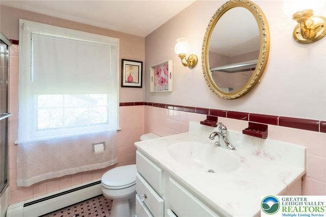 2860 Center Street, Bethlehem City, PA 18017