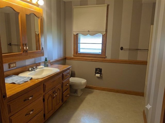 2740 Brodhead Rd, Aliquippa, PA 15001