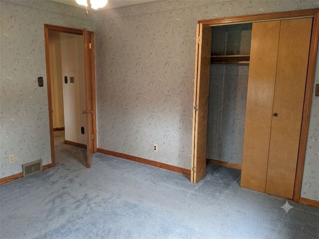 2740 Brodhead Rd, Aliquippa, PA 15001
