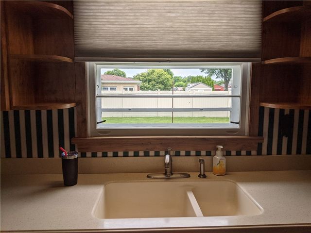 2740 Brodhead Rd, Aliquippa, PA 15001