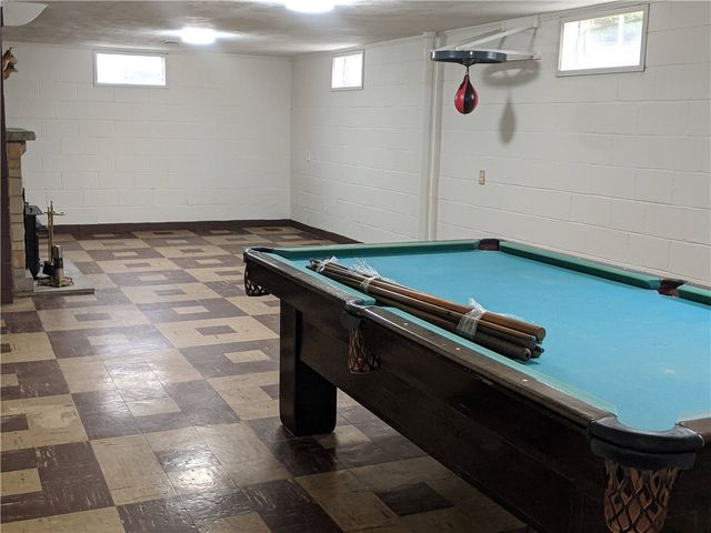 2740 Brodhead Rd, Aliquippa, PA 15001