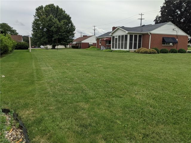 2740 Brodhead Rd, Aliquippa, PA 15001
