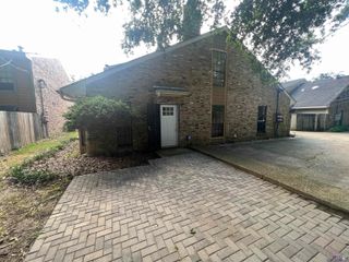 406 Longwood Ct, Baton Rouge, LA 70806