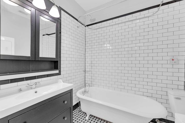 615 W 33rd ST b, Austin, TX 78705