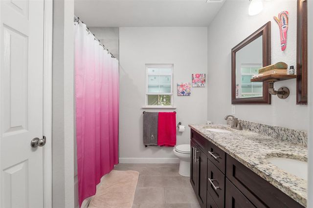 3604 NW 17TH STREET, Gainesville, FL 32605