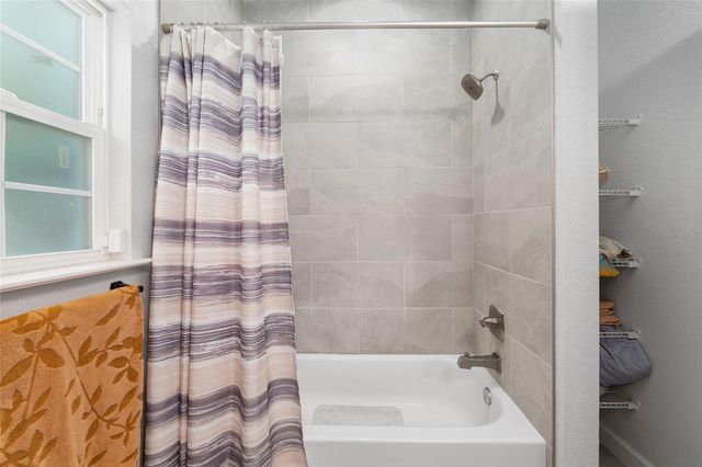 3604 NW 17TH STREET, Gainesville, FL 32605