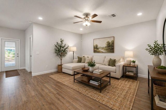3604 NW 17TH STREET, Gainesville, FL 32605