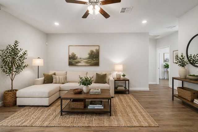 3604 NW 17TH STREET, Gainesville, FL 32605