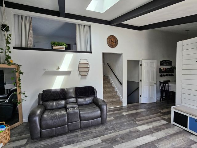 17225 40th Avenue Court N, East Moline, IL 61244