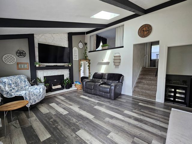 17225 40th Avenue Court N, East Moline, IL 61244