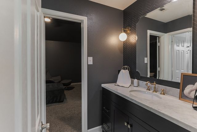 5517 Yellow Birch Drive, Fort Worth, TX 76244