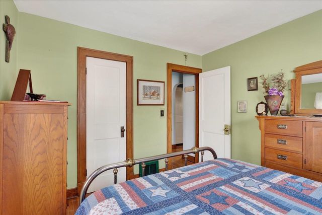 464 N Pine Street, Janesville, WI 53548